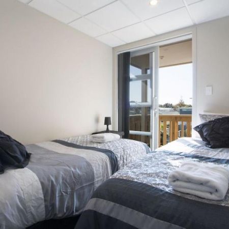Beach Pacific Apartments Waihi Bilik gambar